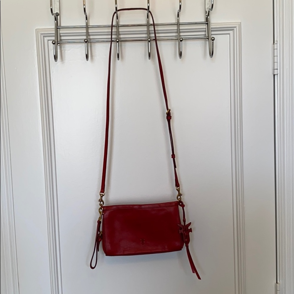 FRYE CROSSBODY BAG RED FRYE WRISTLET FRYE RED BAG